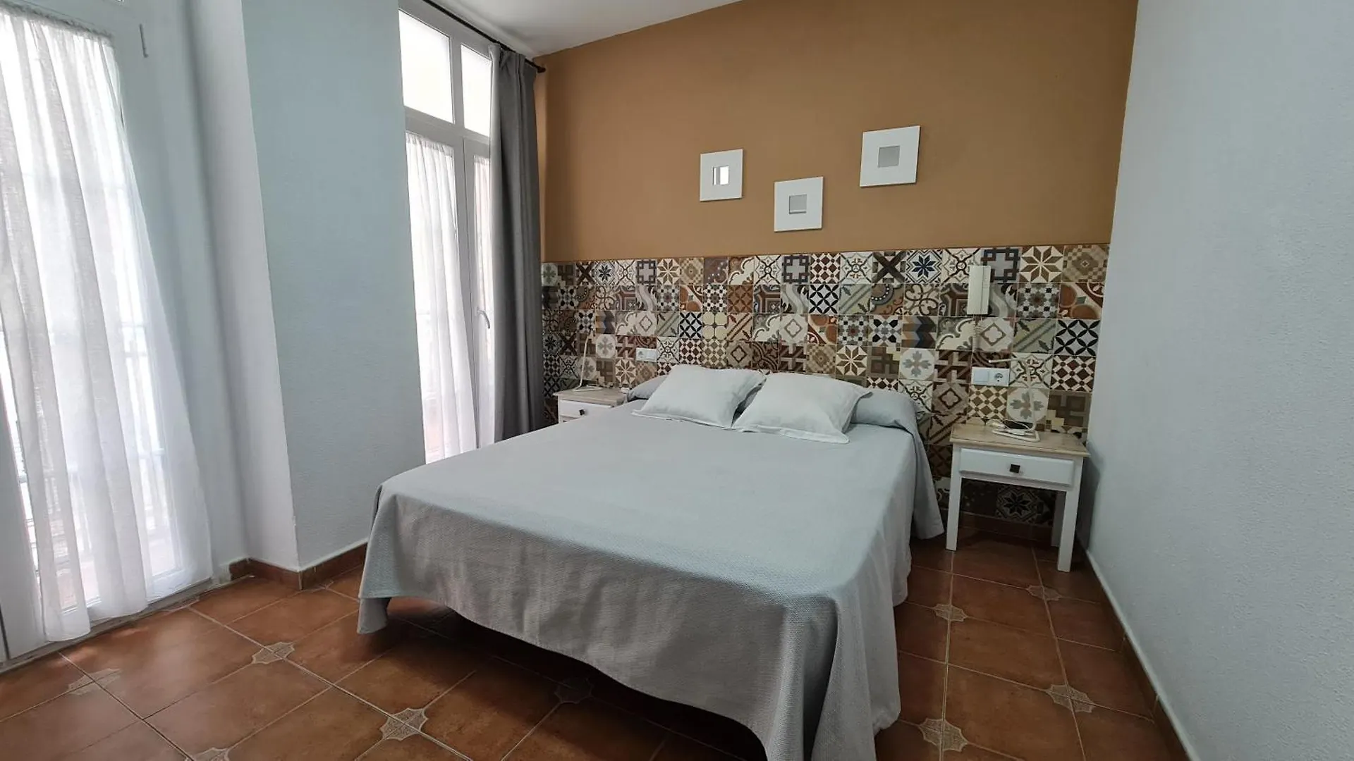 Hostal Canalejas Kadyks Hotel